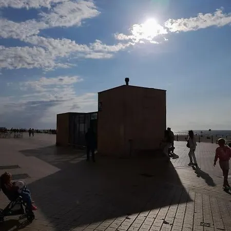 Kursaal Met Zeezicht *